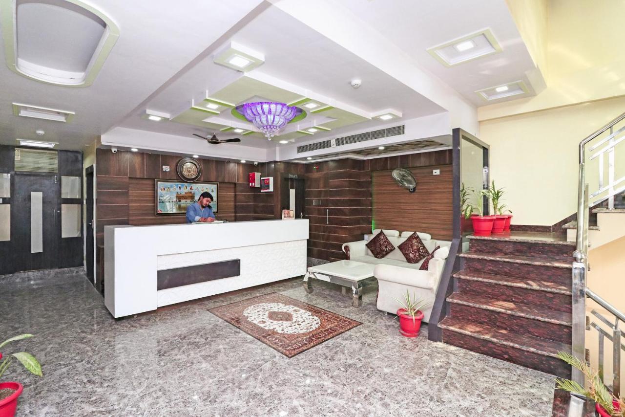 Oyo 15169 Hotel Rk Inn Лакхнау Экстерьер фото