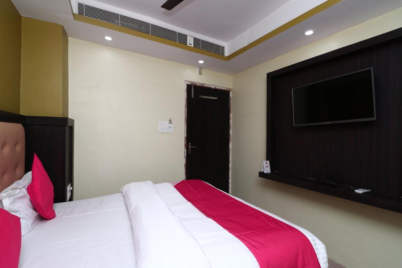 Oyo 15169 Hotel Rk Inn Лакхнау Экстерьер фото
