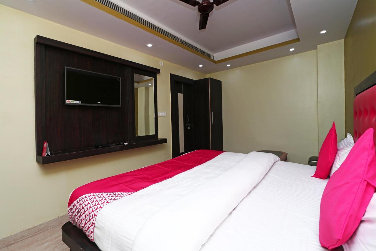 Oyo 15169 Hotel Rk Inn Лакхнау Экстерьер фото
