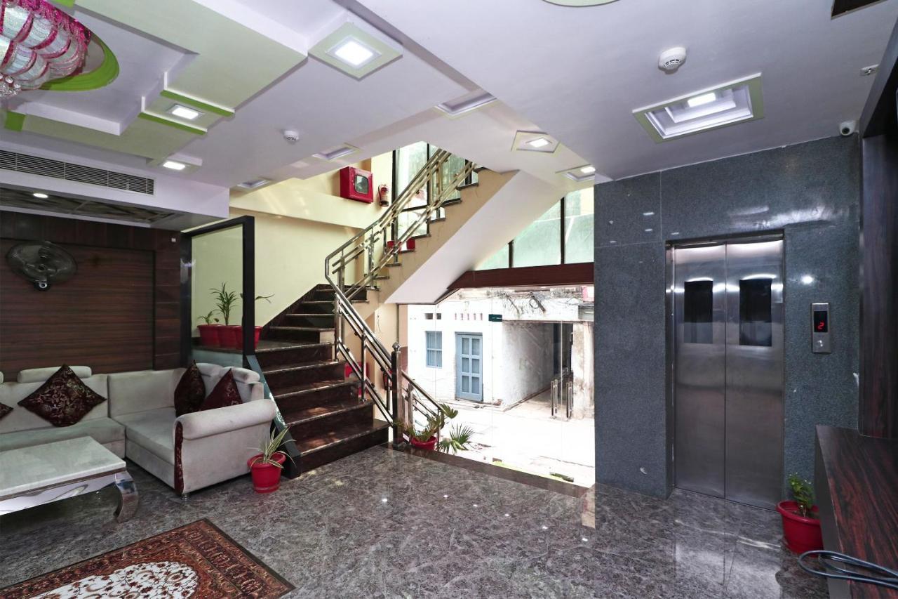 Oyo 15169 Hotel Rk Inn Лакхнау Экстерьер фото