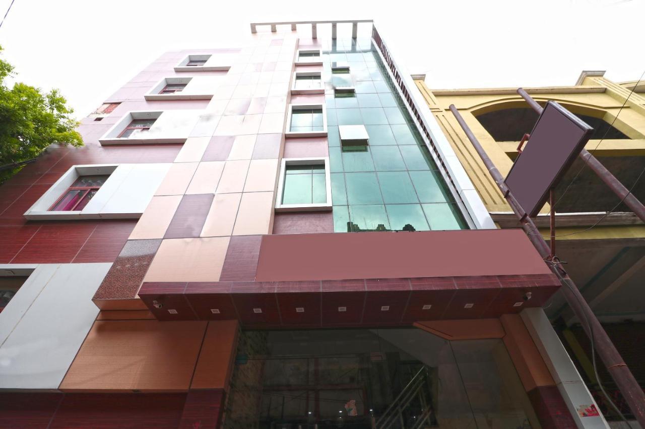 Oyo 15169 Hotel Rk Inn Лакхнау Экстерьер фото