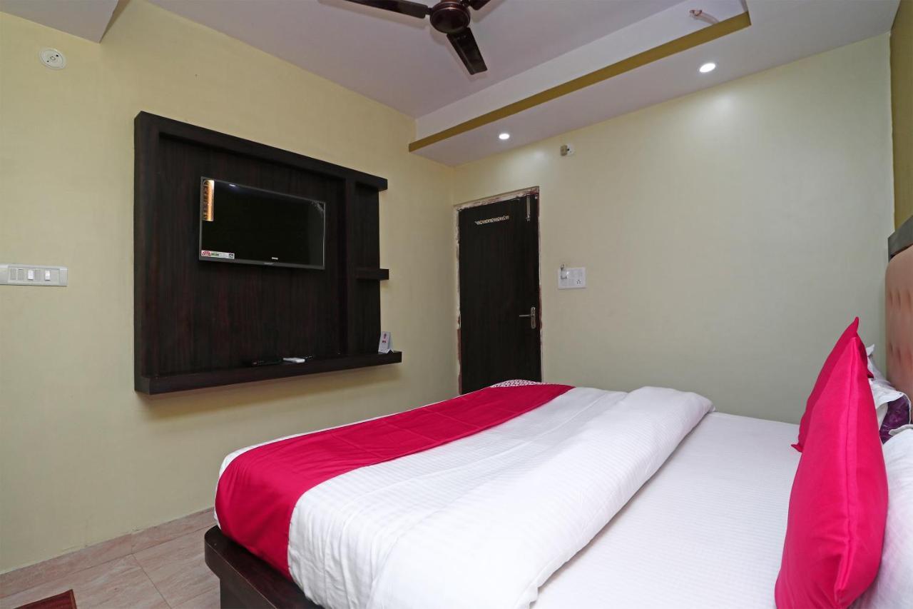 Oyo 15169 Hotel Rk Inn Лакхнау Экстерьер фото