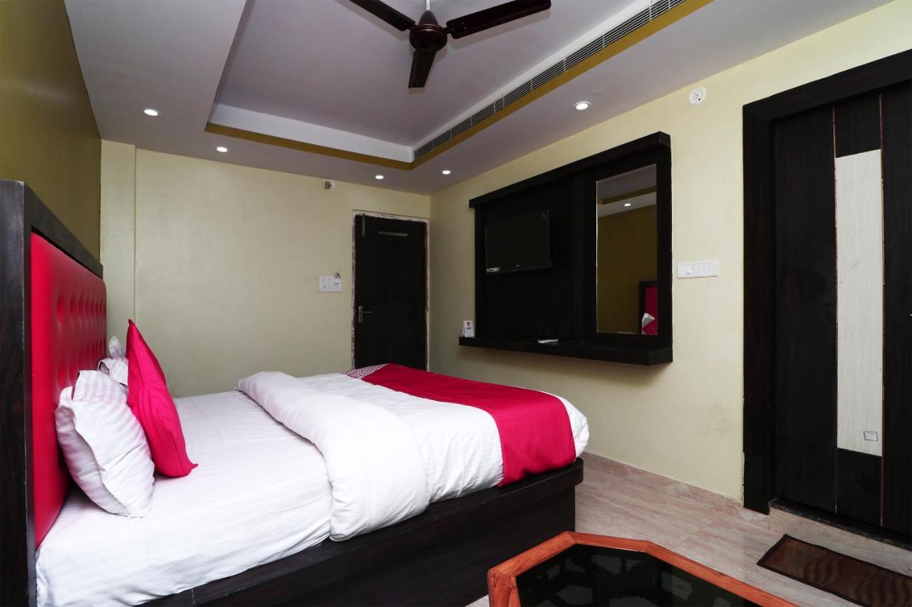 Oyo 15169 Hotel Rk Inn Лакхнау Экстерьер фото