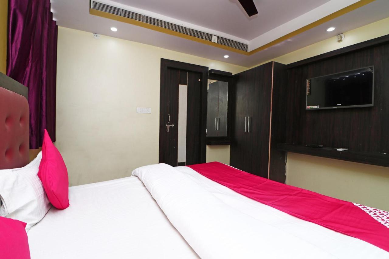 Oyo 15169 Hotel Rk Inn Лакхнау Экстерьер фото