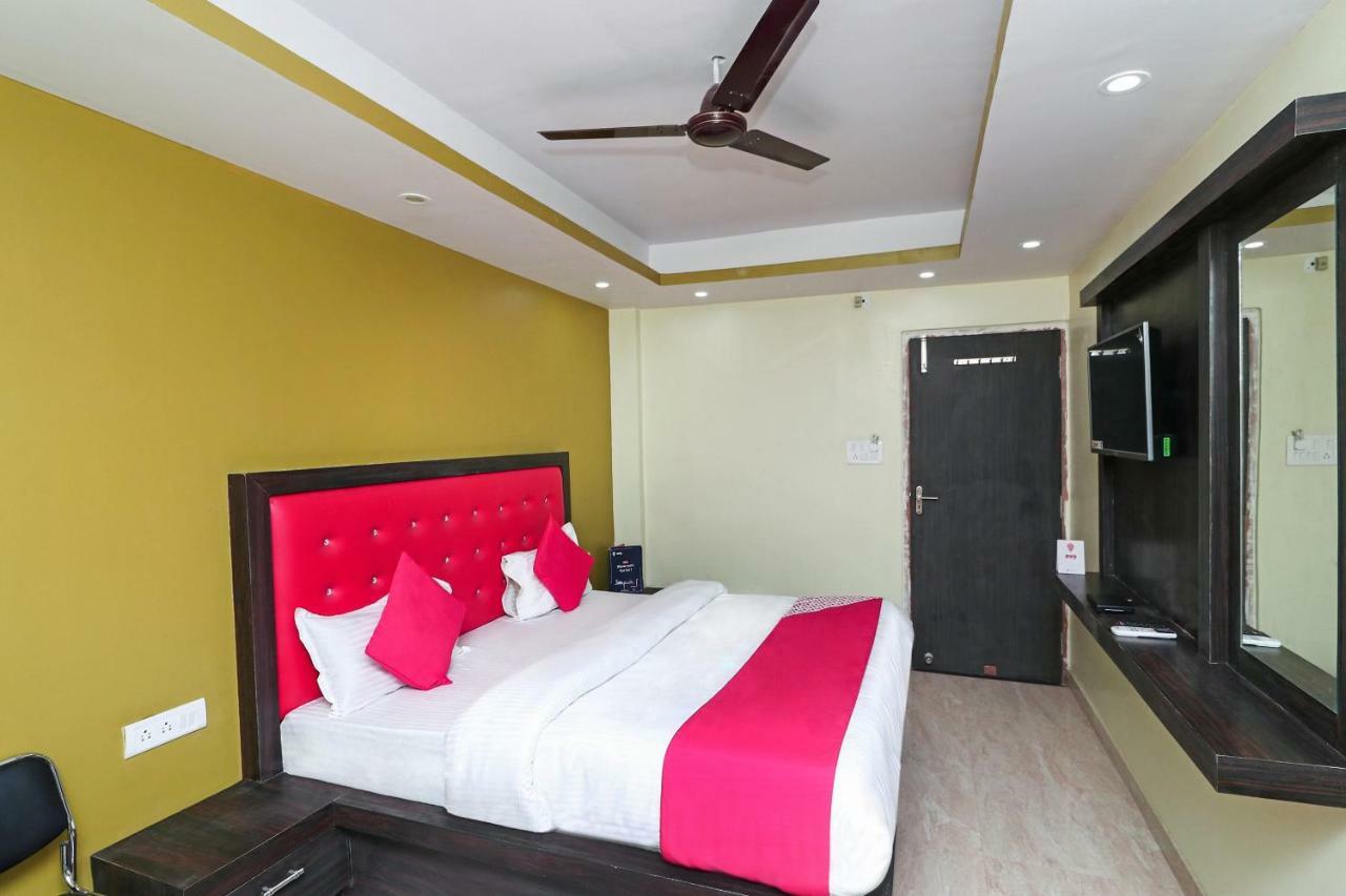 Oyo 15169 Hotel Rk Inn Лакхнау Экстерьер фото