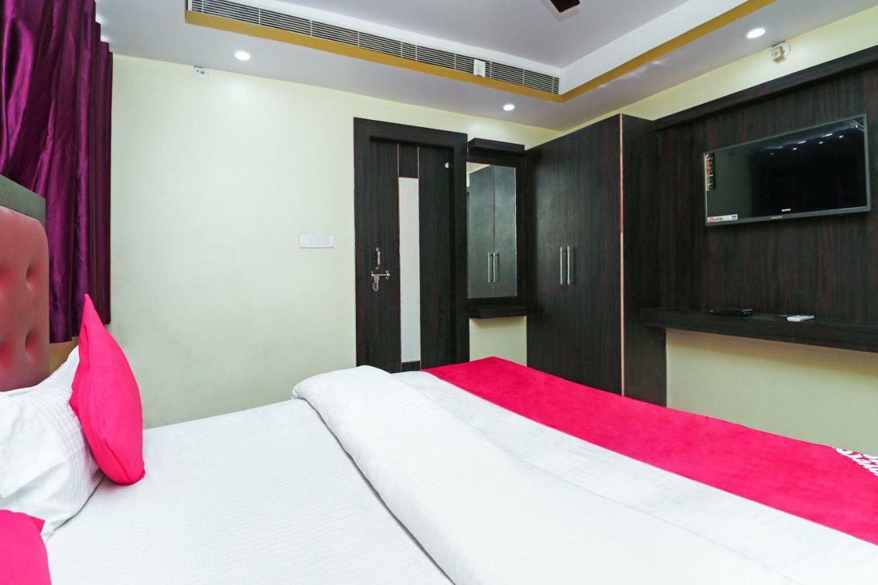 Oyo 15169 Hotel Rk Inn Лакхнау Экстерьер фото