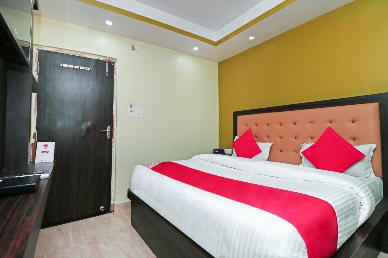 Oyo 15169 Hotel Rk Inn Лакхнау Экстерьер фото