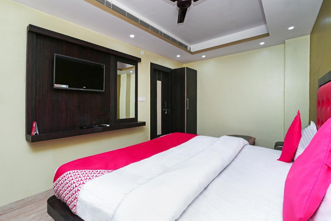 Oyo 15169 Hotel Rk Inn Лакхнау Экстерьер фото